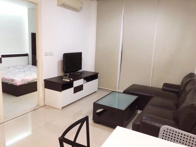 ให้เช่าคอนโด ทีซี กรีน พระราม 9 พื้นที่ 39 ตร.ม. 1 ห้องนอน เช่า 14,000 บ/ด