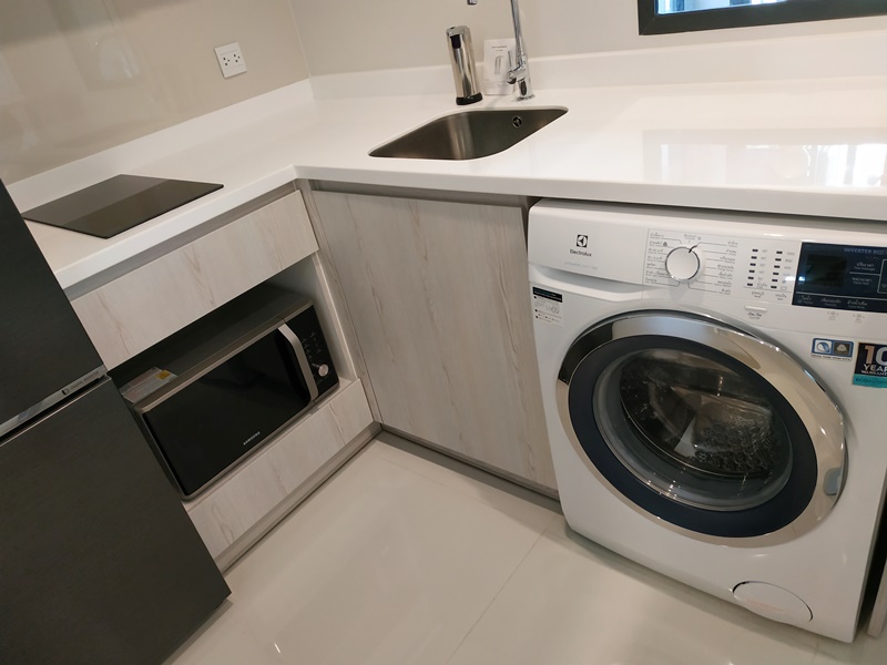 ให้เช่าคอนโด ไลฟ์ วัน ไวร์เลส พื้นที่ 35 ตร.ม. 1 ห้องนอน ให้เช่า 31,000 บ/ด