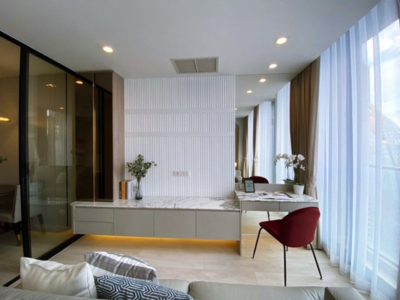 ให้เช่าคอนโด โนเบิล เพลินจิต พื้นที่ 46 ตร.ม. 1 ห้องนอน เช่า 39,000 บ/ด