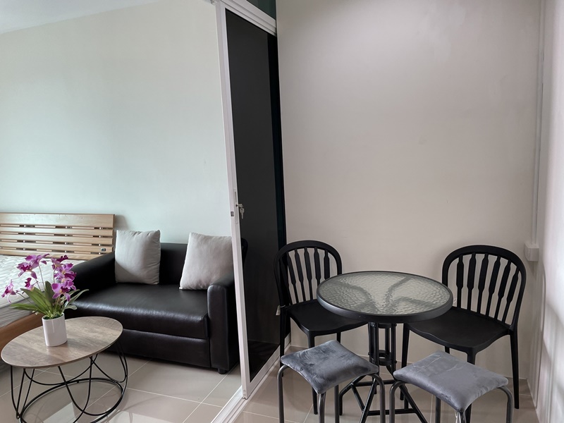 ให้เช่าคอนโด อัสสกาญจน์ เพลส ศรีนครินทร์ พื้นที่ 28.6 ตร.ม. 1 ห้องนอน เช่า 8,700 บ/ด