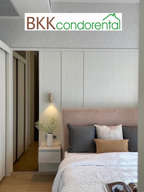 ให้เช่าคอนโด เดอะ สแตรนด์ ทองหล่อ พื้นที่ 91 ตร.ม. 2 ห้องนอน. เช่า 120,000 บ/ด