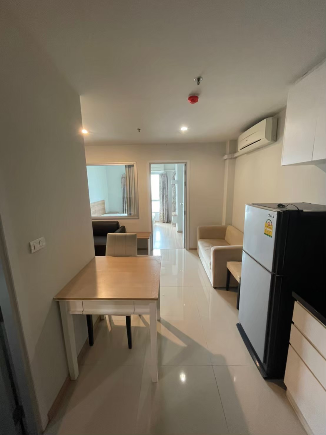 ให้เช่าคอนโด ริชพาร์ค 2 แอท เตาปูน อินเตอร์เชนจ์ พื้นที่ 33 ตร.ม. 1 ห้องนอน เช่า 9,000 บ/ด