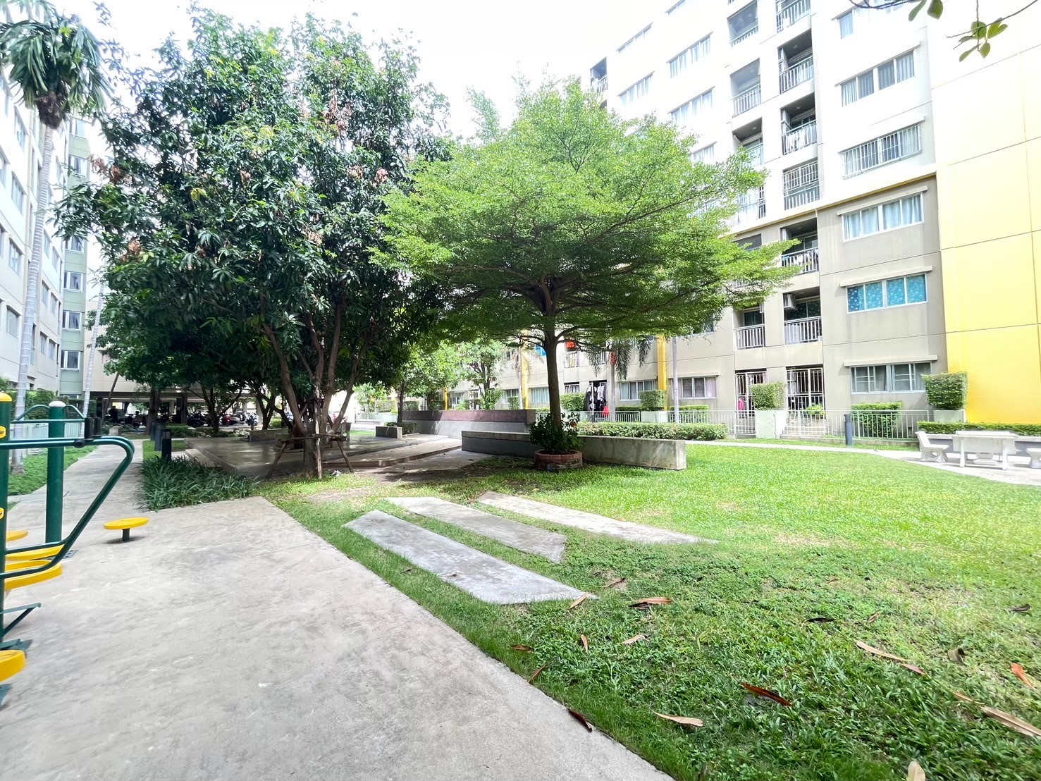 ให้เช่าคอนโด ลุมพินี คอนโดทาวน์ รามอินทรา-ลาดปลาเค้า 48 ตร.ม. 2 ห้องนอน ให้เช่า 11,000 บ/ด