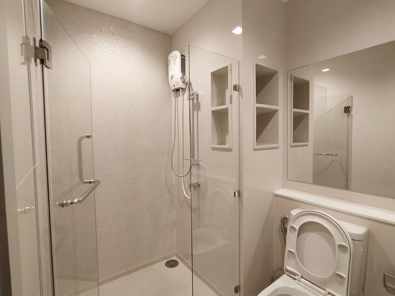 ให้เช่าคอนโด ไลฟ์ สุขุมวิท 62 พื้นที่ 30 ตร.ม. 1 ห้องนอน เช่า 12,000 บ/ด