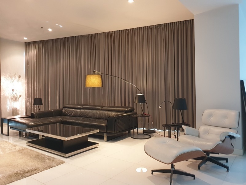 ขายคอนโดมิลเลนเนียม เรสซิเด้นส์ แอท สุขุมวิท 193 ตร.ม. 3 ห้องนอน ขาย 35 ล้านบาท