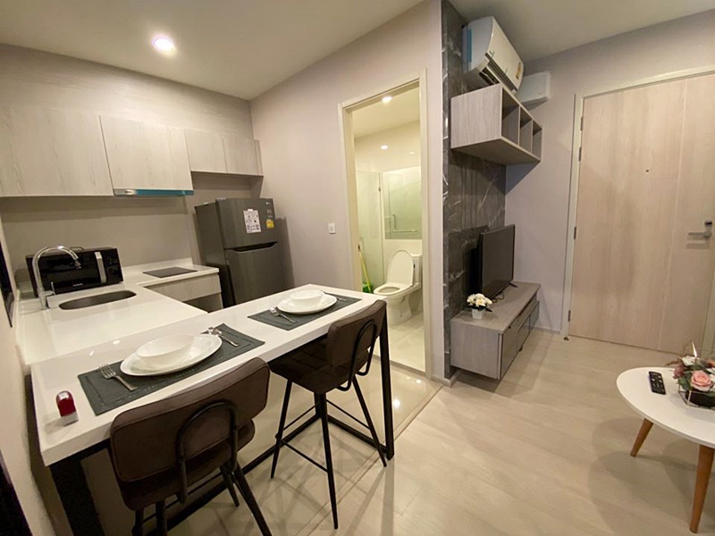 ให้เช่าคอนโดไลฟ์ อโศก พื้นที่ 35 ตร.ม. 1 ห้องนอน เช่า 20,000 บ/ด