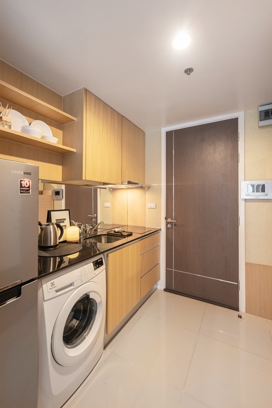 ให้เช่าคอนโด 15 สุขุมวิท เรสซิเด็นท์ พื้นที่ 24 ตร.ม. สตูดิโอ เช่า 15,000 บ/ด