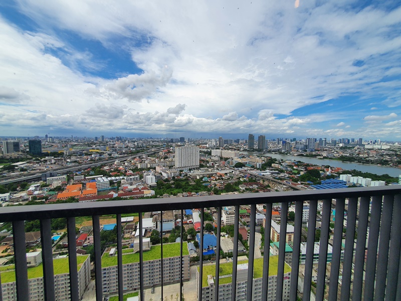 ให้เช่าคอนโด เดอะ ทรี ริโอ้ บางอ้อ พื้นที่ 60 ตร.ม. 2 ห้องนอน