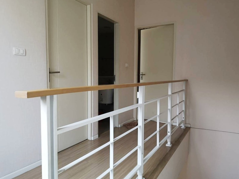 ให้เช่าทาวน์โฮม 3ชั้น ย่านรามคำแหง พื้นที่ 18 ตรว. 3 ห้องนอน เช่า 28,000 บ/ด