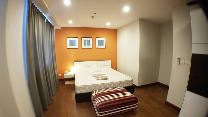 ให้เช่าคอนโด วิสต้า การ์เด้น พื้นที่ 52.39 1 ห้องนอน เช่า 17,500 บ/ด