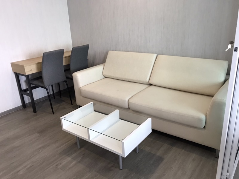 ให้เช่าคอนโด รีช พหลโยธิน 52 พื้นที่ 30 ตร.ม. 1 ห้องนอน ให้เช่า 8,000 บ/ด