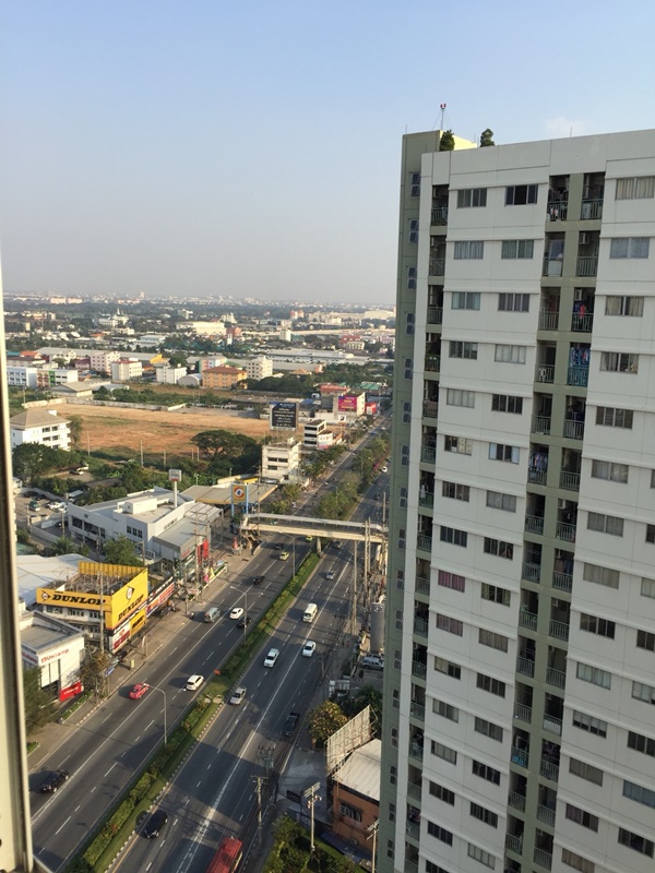 ขายลุมพินี คอนโดทาวน์ รามอินทรา-นวมินทร์ พื้นที่ 26 ตร.ม. 1 ห้องนอน ขาย1.3 ล้านบาท