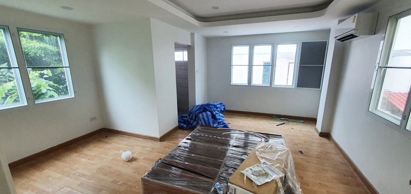 ขาย/ให้เช่าช็อปเฮ้าส์ 3 ชั้น ย่านจรัญสนิทวงศ์ เช่า 80,000 บ/ด ขาย 15 ล.