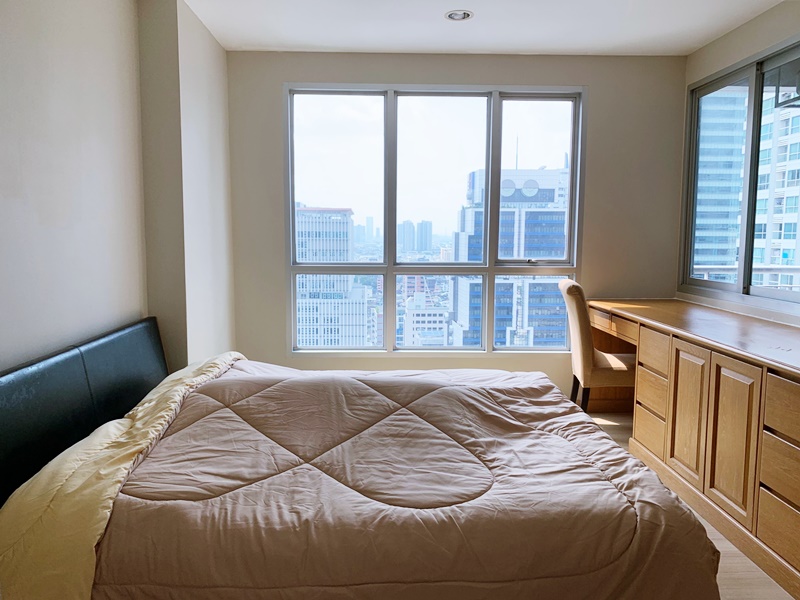 ให้เช่าคอนโด ไลฟ์ แอท สาทร 10 พื้นที่ 41 ตร.ม. 1 ห้องนอน เช่า 18,000 บ/ด