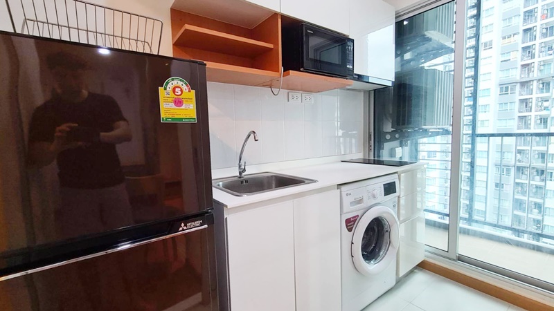 ขายคอนโด เดอะ เพรสซิเดนท์ สาทร-ราชพฤกษ์ พื้นที่ 30 ตร.ม. 1 ห้องนอน ขาย 2.5 ล้านบาท