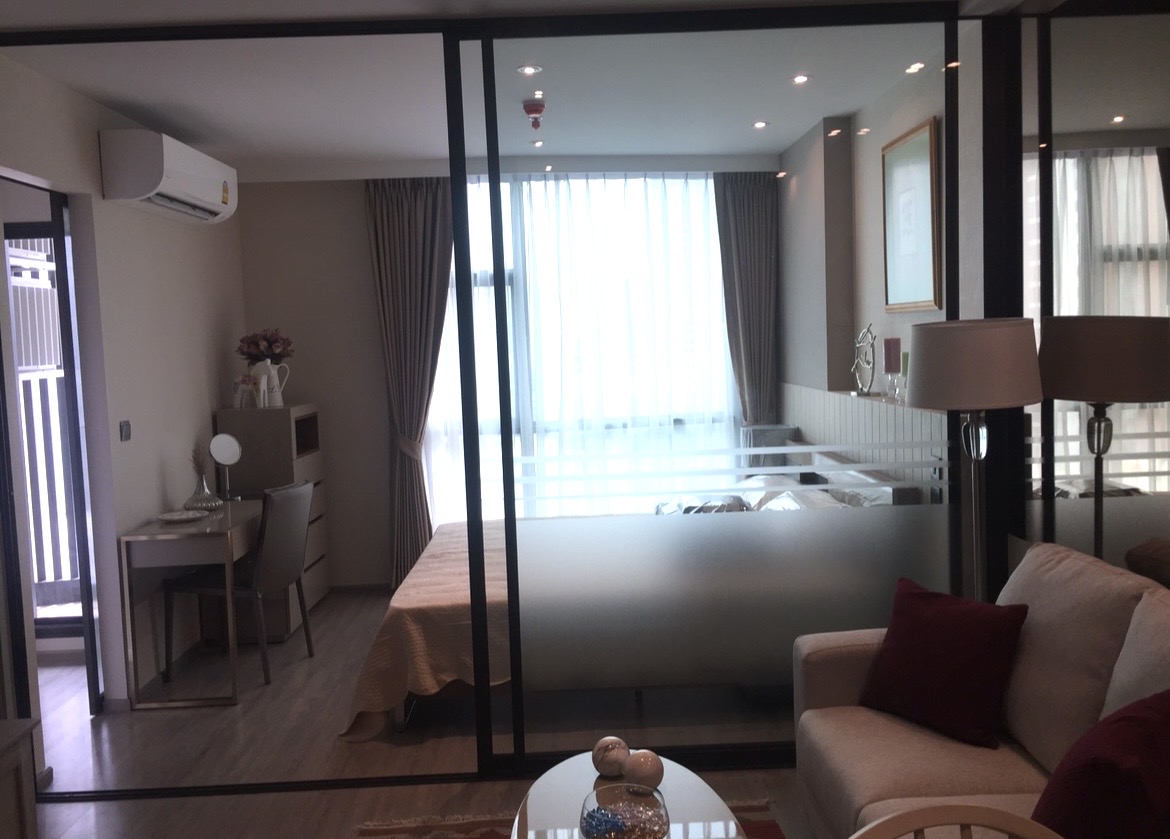 ให้เช่าคอนโด ริทึ่ม เอกมัย พื้นที่ 35 ตร.ม. 1 ห้องนอน เช่า 35,000 บ/ด