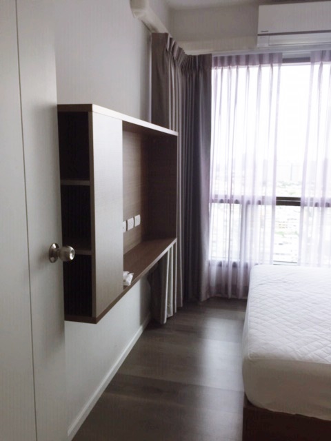 ให้เช่าคอนโด เดอะ สเตจ เตาปูน อินเตอร์เชนจ์ พื้นที่ 33 ตร.ม. 1 ห้องนอน. เช่า 10,500 บ/ด