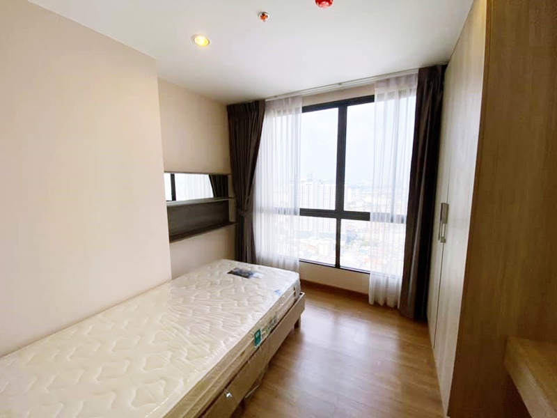 ขายคอนโด เดอะ ทรี อินเตอร์เชนจ์ พื้นที่ 58 ตร.ม. 2 ห้องนอน ขาย 5.9 ล้านบาท