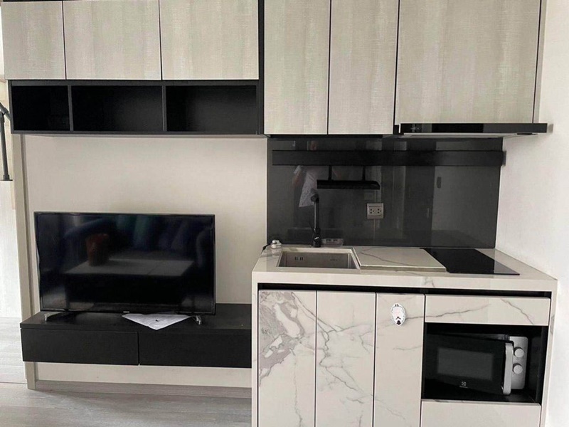 ให้เช่าคอนโด เดอะไลน์ สุขุมวิท 101 พื้นที่ 28 ตร.ม. 1 ห้องนอน (ดูเพล็กซ์) เช่า 15,500 บ/ด