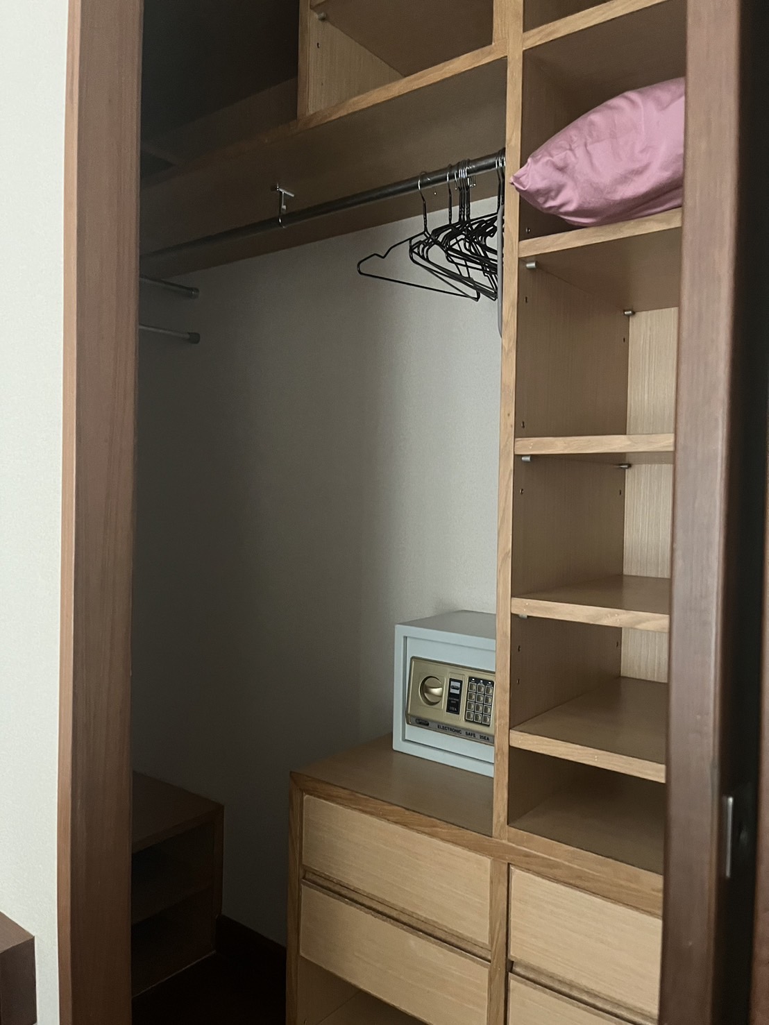 ให้เช่าคอนโด เบลล์ แกรนด์ พระราม 9 พื้นที่ 58 ตร.ม. 2 ห้องนอน เช่า 32,000 บ/ด