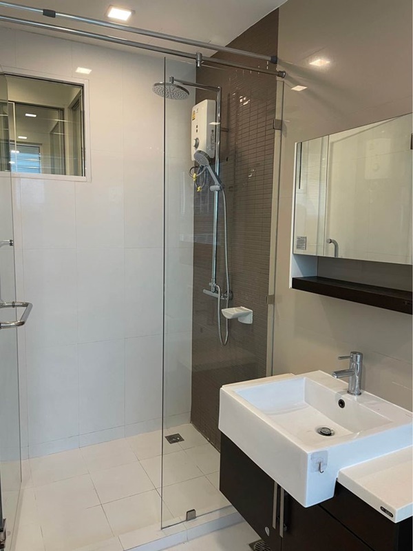 ขาย/ให้เช่า เดอะ บลูม สุขุมวิท 71 พื้นที่ 88 ตรม. 3 ห้องนอน เช่า 42,000 บ/ด ขาย 9.2 ล.