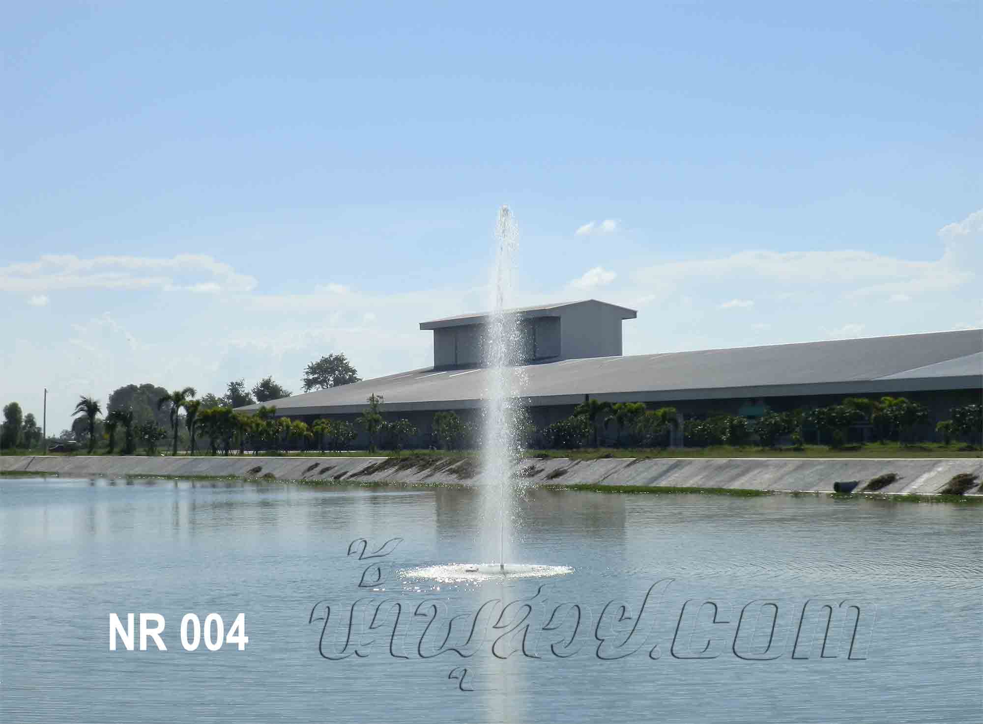 ชุดน้ำพุทุ่นลอยราคาประหยัด ที่โรงสี หนองบัวร่วมอุดม จ.นครสวรรค์