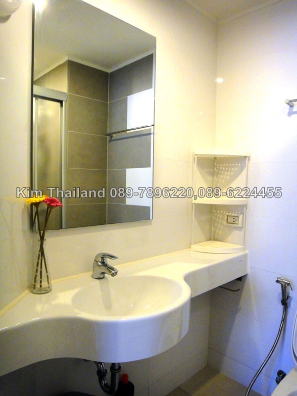 ให้เช่าคอนโด ลุมพินี เพลส พระราม 4-กล้วยน้ำไท พื้นที่ 28 ตร. ม. 1 ห้องนอน เช่า 12,000 บ/ด