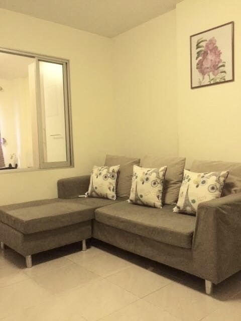 ให้เช่าลุมพินี คอนโดทาวน์ รามอินทรา-หลักสี่ พื้นที่ 28 ตร.ม. 1 ห้องนอน เช่า 7,000 บ/ด