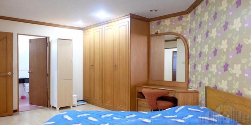 ให้เช่าคอนโด ดี.เอส. ทาวเวอร์ 2 สุขุมวิท 39 พื้นที่ 138 ตร.ม. 3 ห้องนอน เช่า 35,000 บ/ด