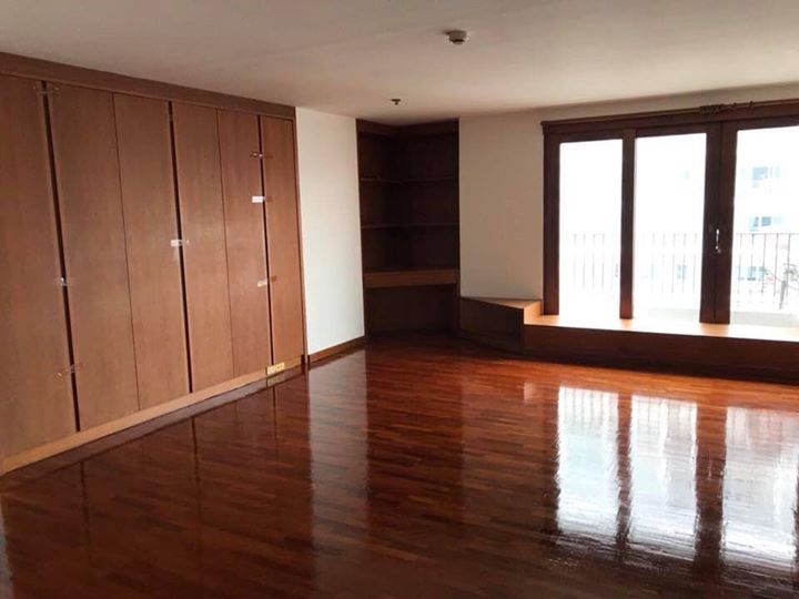 ขายคอนโดไอคอน 3 พื้นที่ 61.90 ตร.ม. สตูดิโอ ขาย 5.7 ล้านบาท