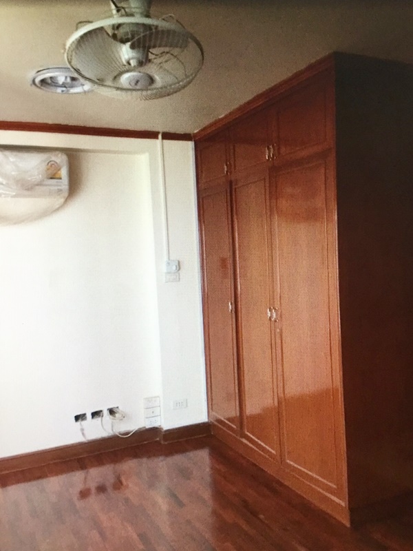 ขายคอนโด สราญใจ แมนชั่น พื้นที่ 35 ตร.ม. ห้องสตูดิโอ ขาย 2.9 ล้านบาท