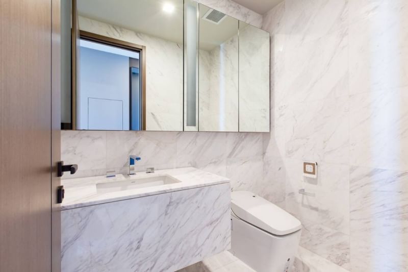 ให้เช่าคอนโด เดอะ โมนูเมนต์ ทองหล่อ พื้นที่ 126 ตรม. 2 ห้องนอน เช่า 120,000 บ/ด