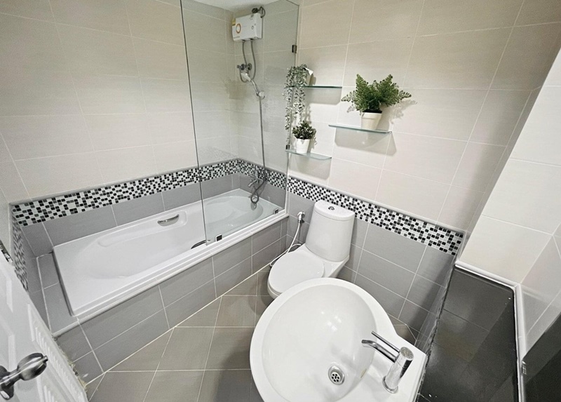 ให้เช่าเดอะ วอเตอร์ฟอร์ด สุขุมวิท 50 พื้นที่ 100 ตรม. 3 ห้องนอน เช่า 35,000 บ/ด