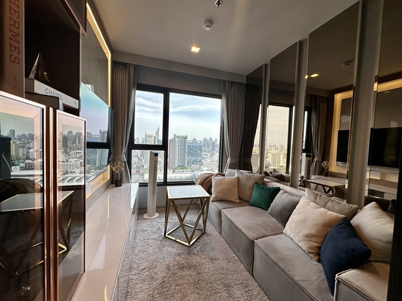 ขายคอนโด ไลฟ์ อโศก - พระราม 9 พื้นที่ 35 ตร.ม. 1 ห้องนอน ขาย 6.4 ลบ.