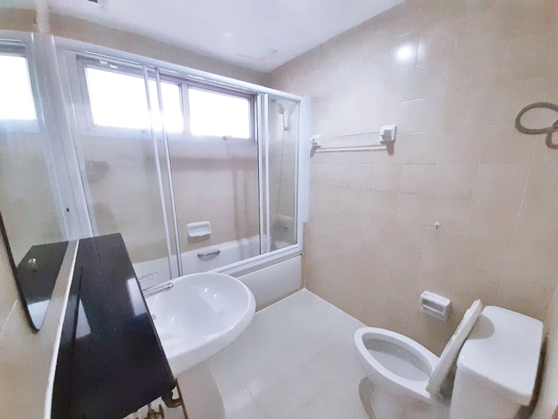 ให้เช่าคอนโด เดอะ วอเตอร์ฟอร์ด ไดมอนด์ สุขุมวิท 30/1 146 ตรม. 3 ห้องนอน 45,000 บ/ด