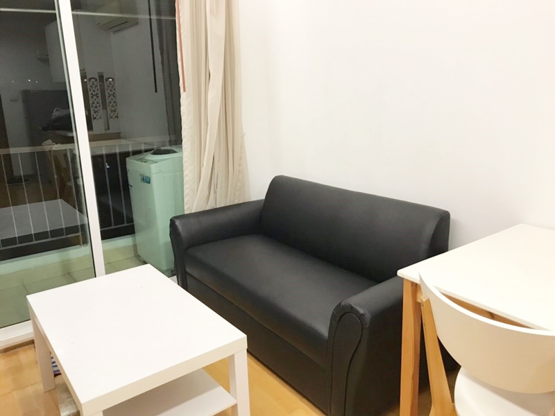 ขายคอนโด เรสซิเดนซ์ 52 พื้นที่ 35 ตร.ม. 1 ห้องนอน ขาย 3 ล้านบาท