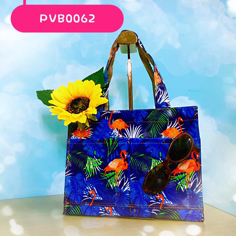 กระเป๋าผ้าเคลือบ พื้นสีน้ำเงิน ฮาวาย ฟลามิงโก้ PVC กันน้ำ ใส่เอกสาร (A5)