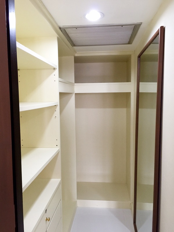 ขาย/ให้เช่า ออมนิ ทาวเวอร์ 66 ตร.ม. 1 ห้องนอน เช่า 14,000 บ/ด ขาย 5.5 ล.