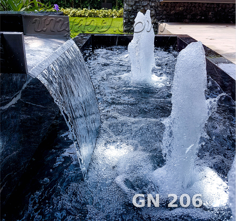 น้ำพุต้นสน บ่อทรงสี่เหลี่ยม คุณกอล์ฟ บ้าน นันทวัน พระราม9 - ศรีนครินทร์