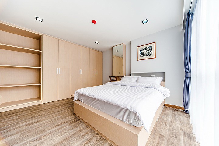 ให้เช่าคอนโด ซีวี 12 เดอะ เรสซิเดนซ์ พื้นที่ 50 ตร.ม. 1 ห้องนอน เช่า 45,000 บ/ด