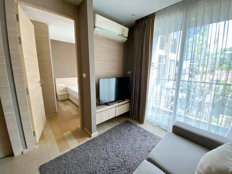 ให้เช่าคอนโด คลาส สีลม พื้นที่ 33 ตร.ม. 1 ห้องนอน เช่า 23,000 บ/ด