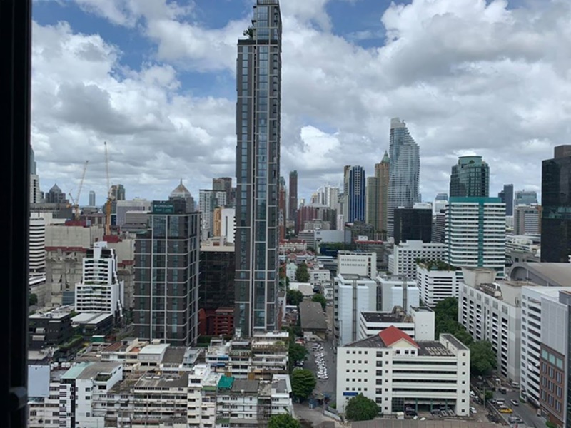 ให้เช่าคอนโด คิว ชิดลม-เพชรบุรี พื้นที่ 45 ตร.ม. 1 ห้องนอน เช่า 28,000 บ/ด