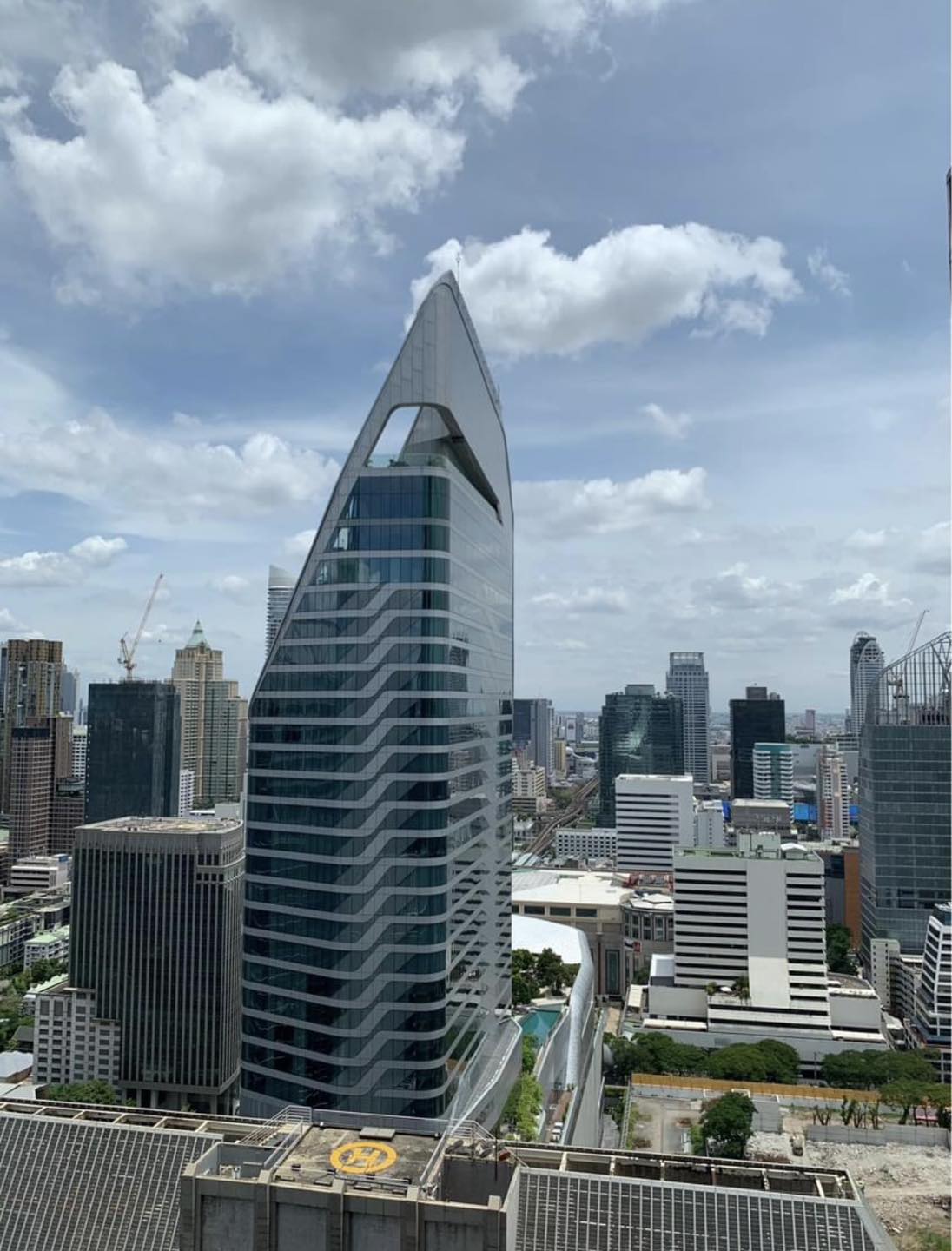 ให้เช่าคอนโด โนเบิล เพลินจิต พื้นที่ 50 ตร.ม 1 ห้องนอน ราคา 39,000 บาท/เดือน