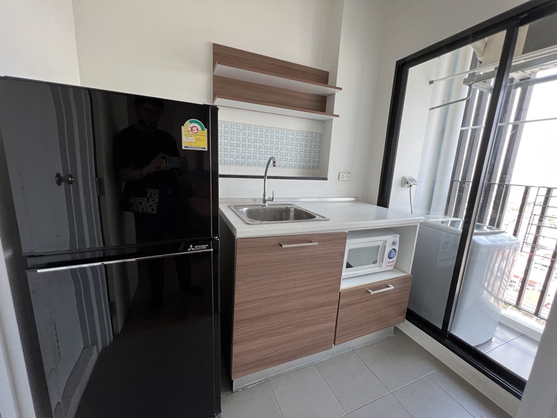 ขาย/ให้เช่า เดอะ ทรี อินเตอร์เชนจ์ 23 ตร.ม. ห้องคูเปอร์ เช่า 7,600 บ/ด ขาย 1.85 ล้าน