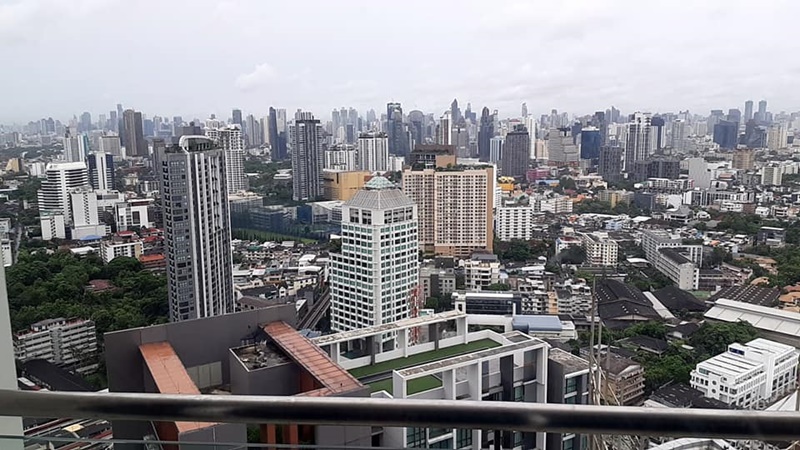 ให้เช่า สกายวอล์ค คอนโดมิเนียม พื้นที่ 40 ตร.ม. สตูดิโอ ให้เช่า 33,000 บ/ด