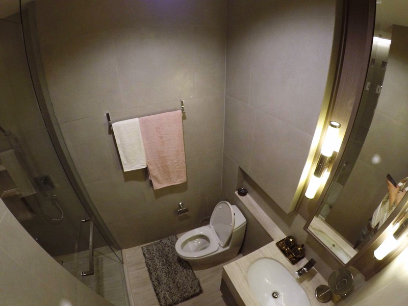 ให้เช่าคอนโด เดอะ ดิโพลแมท สาทร พื้นที่ 72 ตร.ม. 2 ห้องนอน เช่า 65,000 บ/ด