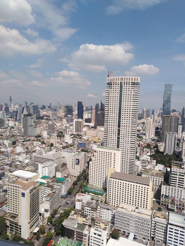 ขายคอนโด สเตท ทาวเวอร์ คอนโดมิเนียม พื้นที่ 120 ตรม. 2 ห้องนอน ขาย 10.99 ล้านบาท