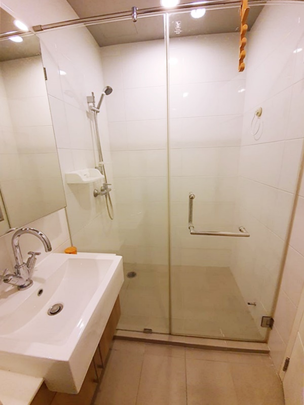 ให้เช่าคอนโด บลอคส์ 77 พื้นที่ 41 ตร.ม. 1 ห้องนอน ให้เช่า 18,000 บ/ด