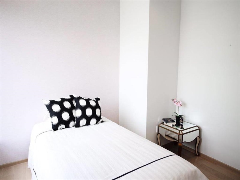 ให้เช่าคอนโด เอช คิว ทองหล่อ พื้นที่ 79.79 ตรม. 2 ห้องนอน เช่า 65,000 บาท/เดือน