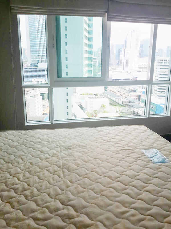 ให้เช่าคอนโด ไดมอนด์ รัชดา พื้นที่ 35 ตร.ม. 1 ห้องนอน เช่า 15,000 บ/ด